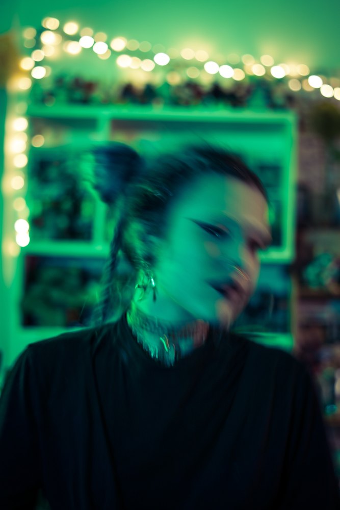 The green neon demon - 3